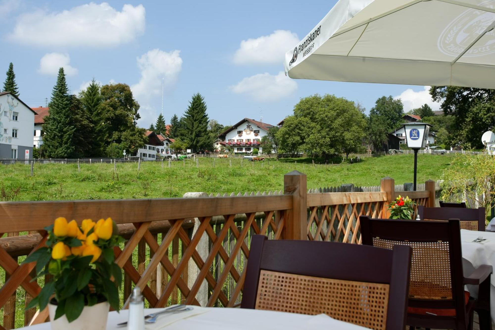 Hotel Schlee Hohenschäftlarn Екстериор снимка