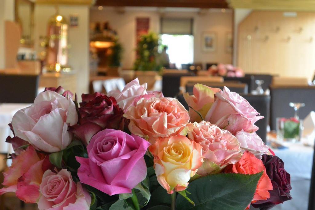 Hotel Schlee Hohenschäftlarn Екстериор снимка